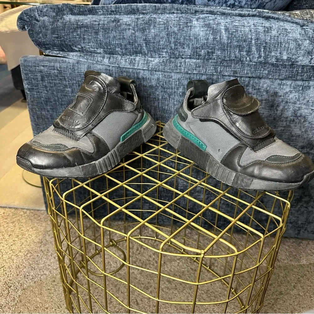 Adidas Futurepacer Boost Shoes Mens 6/Women’s 7.5